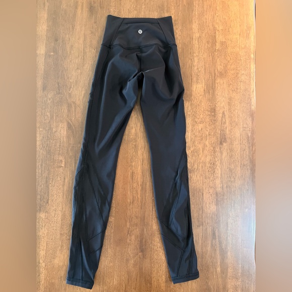 Lululemon Seek the Heat Hi-Rise Mesh 28" Full Length Tight Black Size 2 Yoga - Picture 7 of 10